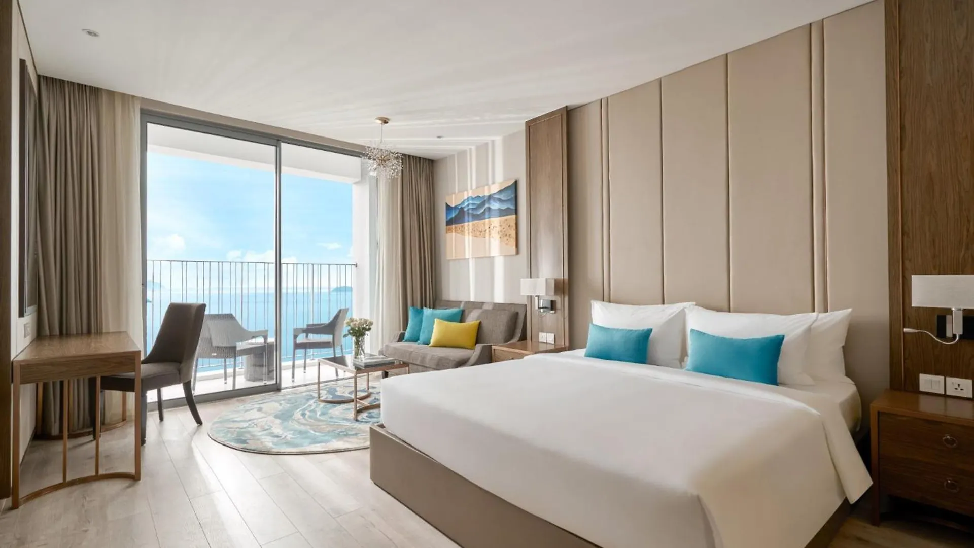 Oceanfront Panorama Nha Trang Hotel